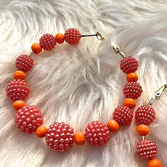 SOLD ❤️‍🔥 Large Orange Beaded Hoops - Picture 2 of 4